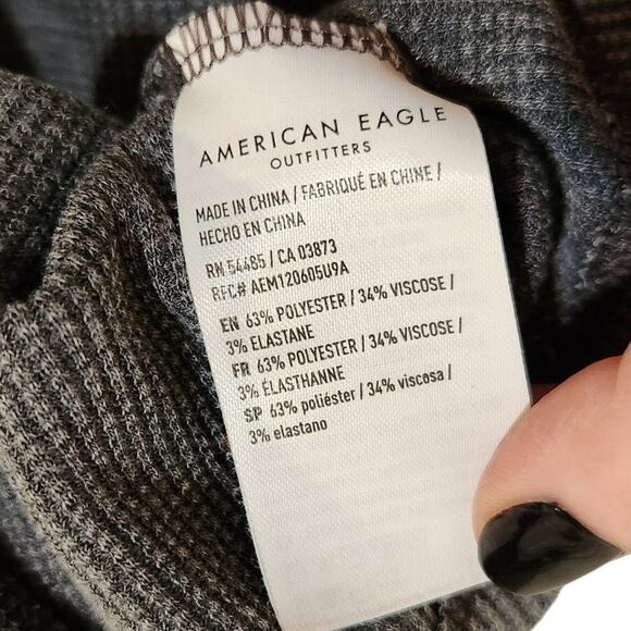 American Eagle Gray Knit Rib Racerback High Neck Casual Crop Tank Top Medium - Picture 4 of 7